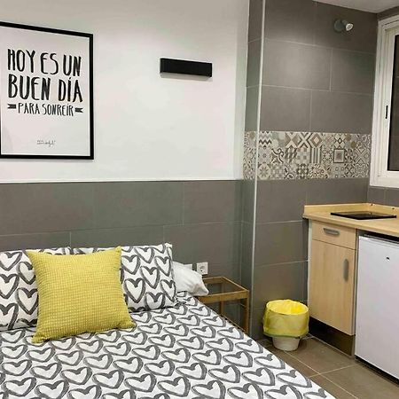 Nice Apartment In Barcelona By Perita Next Metro St T1 Exterior photo